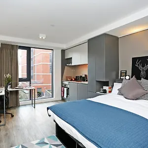 Aparthotel Joivy At Fountainbridge - Adults Only - Breakfast Buffet