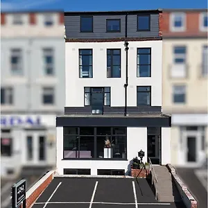 Hotel Hotel242, Blackpool